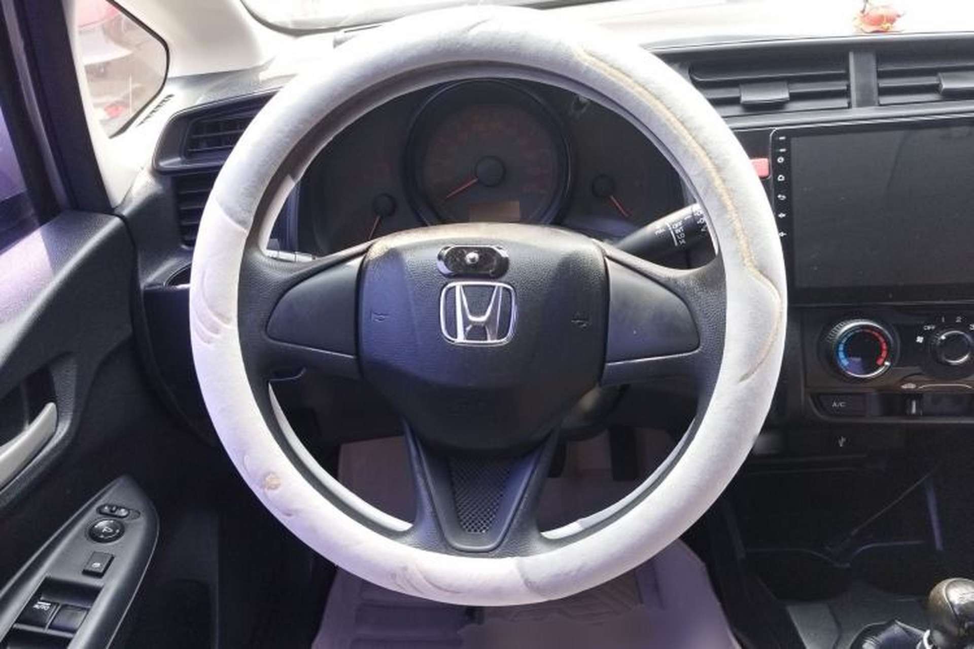Used Honda Fit 2014 1.5L LX Manual Comfort Model Steering Wheel