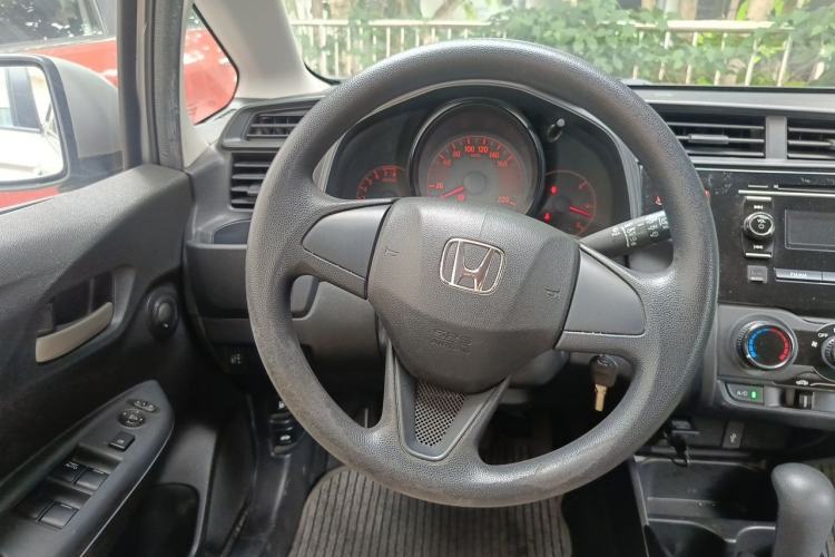 Used Honda Fit 2014 1.5L LX CVT Comfort Model Steering Wheel