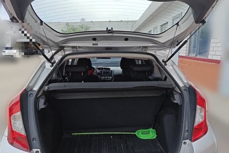 Used Honda Fit 2014 1.5L SE CVT Fashion Model Trunk