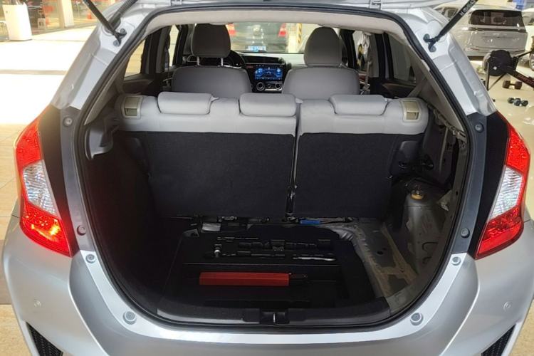 Used Honda Fit 2014 1.5L EX CVT Elite Model Trunk