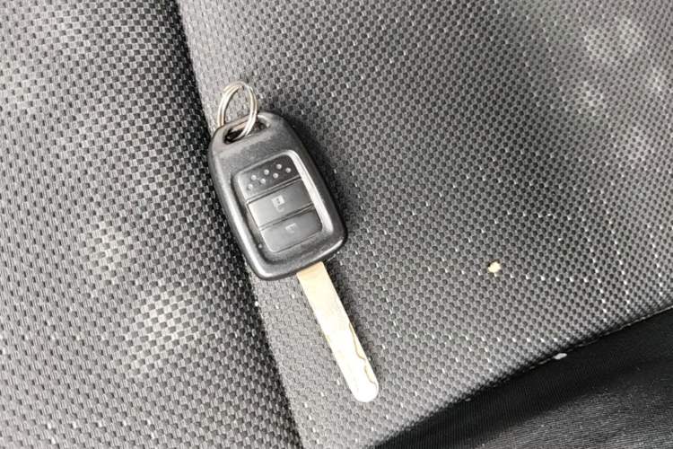 Used Honda Fit 2014 1.5L LX Manual Comfort Model Vehicle Key