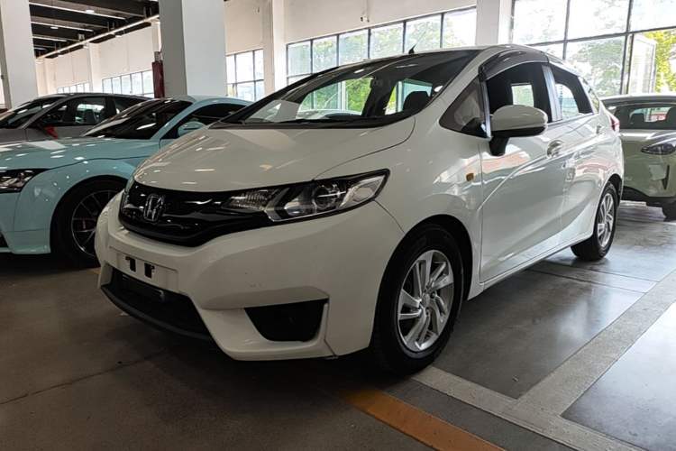 Used Honda Fit 2014 1.5L LX Manual Comfort Model Guazi used car, China used car export, Used car for sale, Used  cars, Cheapest cars for sale