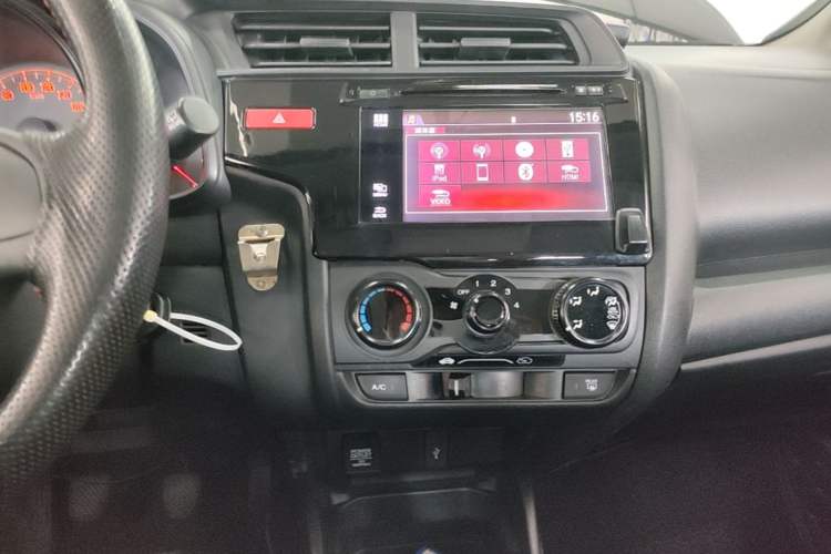 Used Honda Fit 2014 1.5L LX Manual Comfort Model Audio And AC Panel