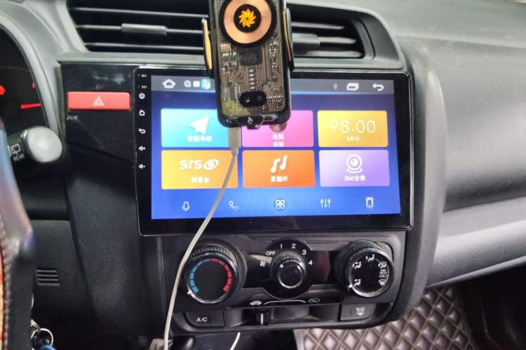 Used Honda Fit 2014 1.5L LX CVT Comfort Model Audio And AC Panel