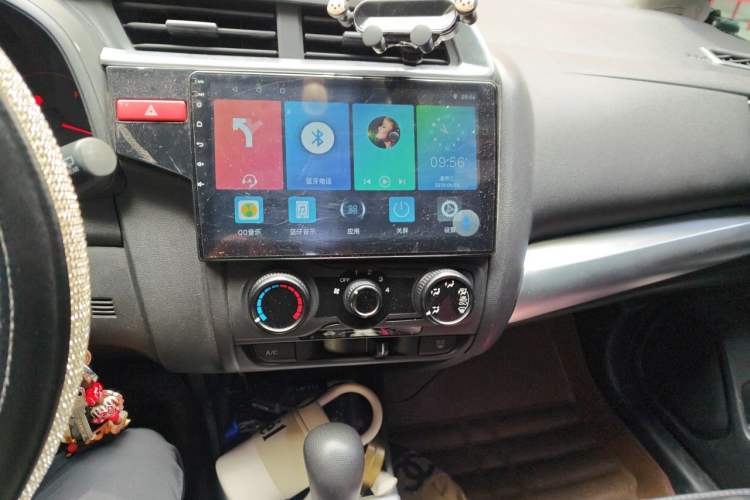 Used Honda Fit 2014 1.5L LX CVT Comfort Model Audio And AC Panel