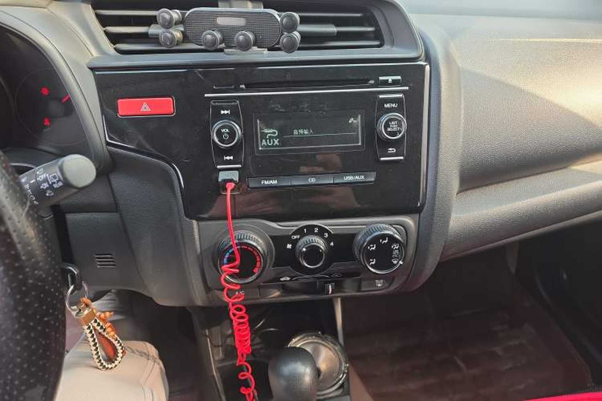 Used Honda Fit 2014 1.5L LX CVT Comfort Model Audio And AC Panel