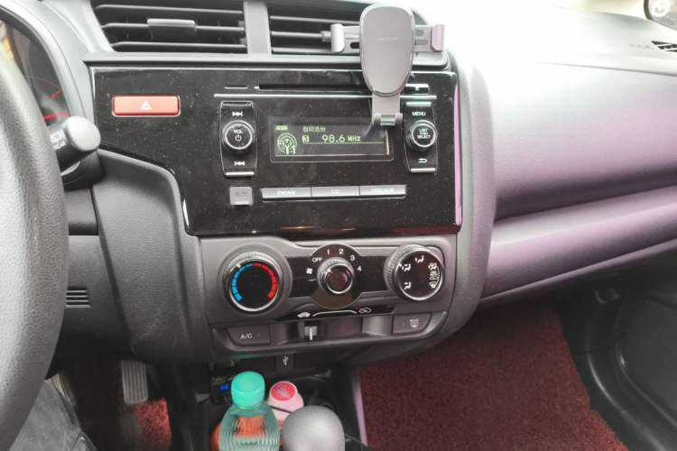 Used Honda Fit 2014 1.5L LX CVT Comfort Model Audio And AC Panel