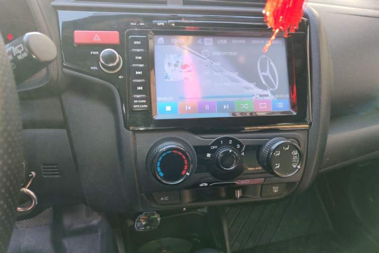 Used Honda Fit 2014 1.5L LX CVT Comfort Model Audio And AC Panel