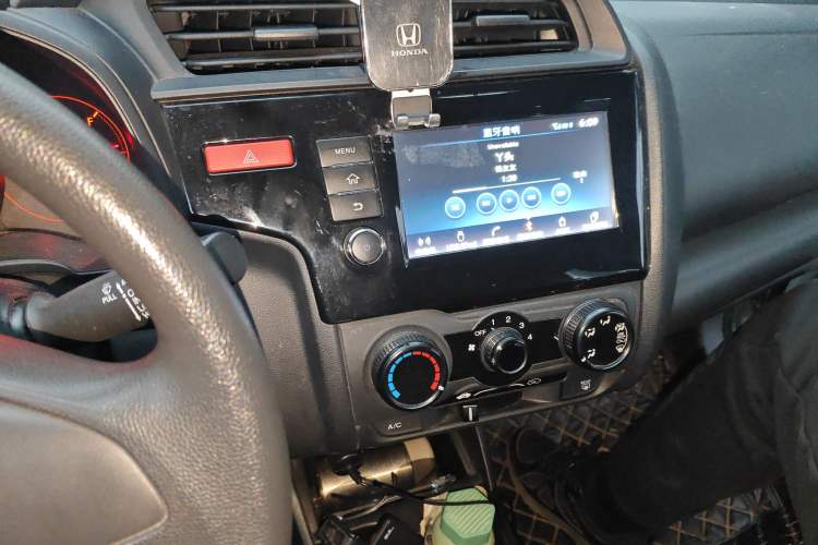Used Honda Fit 2014 1.5L LX Manual Comfort Model Audio And AC Panel