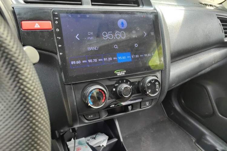 Used Honda Fit 2014 1.5L LX Manual Comfort Model Audio And AC Panel