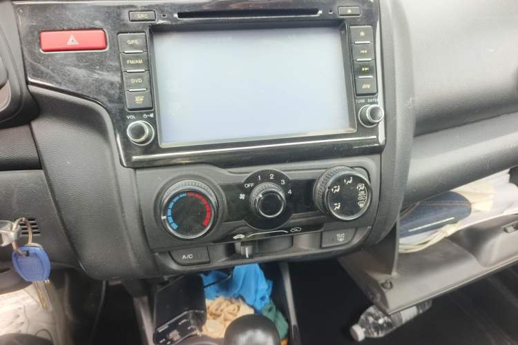 Used Honda Fit 2014 1.5L LX CVT Comfort Model Audio And AC Panel