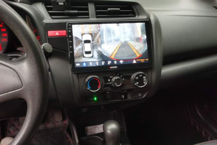 Used Honda Fit 2014 1.5L LX CVT Comfort Model Audio And AC Panel