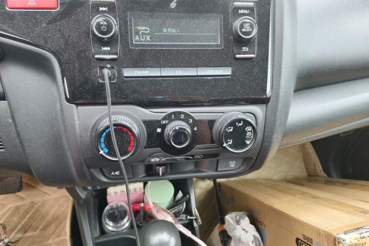 Used Honda Fit 2014 1.5L LX CVT Comfort Model Audio And AC Panel