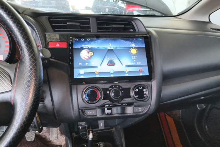 Used Honda Fit 2014 1.5L LX Manual Comfort Model Audio And AC Panel