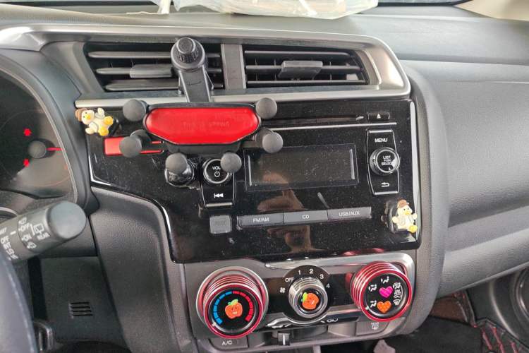 Used Honda Fit 2014 1.5L LX CVT Comfort Model Audio And AC Panel
