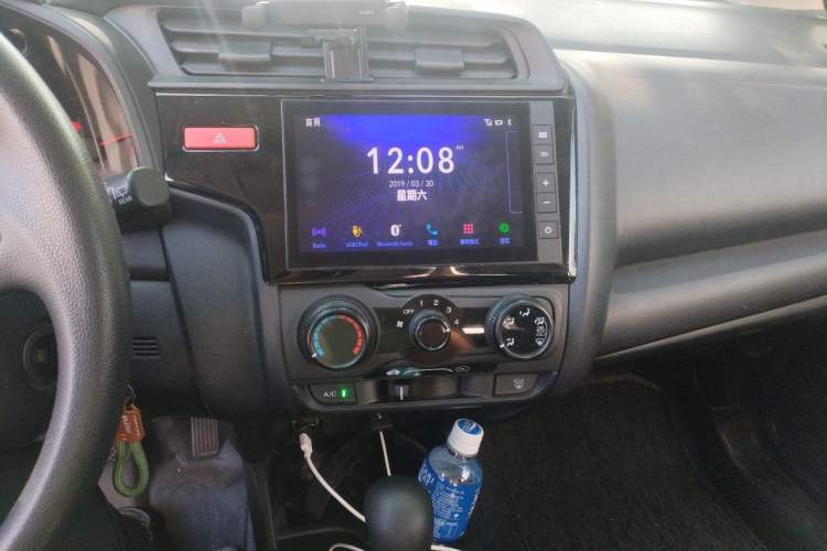 Used Honda Fit 2014 1.5L LX CVT Comfort Model Audio And AC Panel