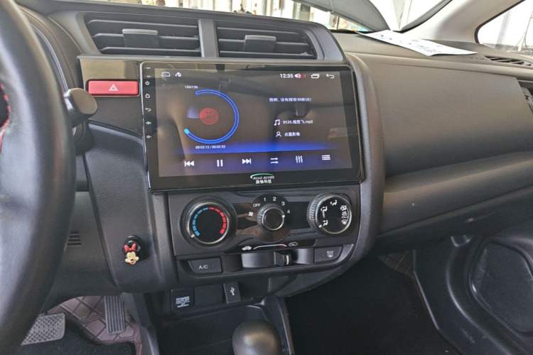 Used Honda Fit 2014 1.5L LX CVT Comfort Model Audio And AC Panel