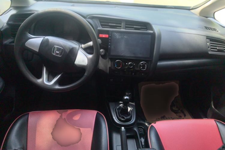 Used Honda Fit 2014 1.5L LX Manual Comfort Model Center Console