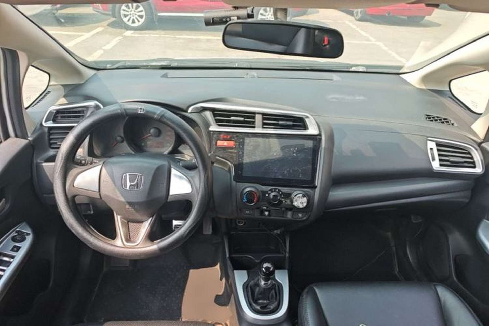 Used Honda Fit 2014 1.5L LX Manual Comfort Model Center Console