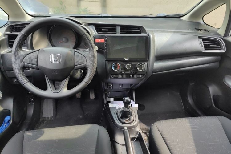 Used Honda Fit 2014 1.5L LX Manual Comfort Model Center Console
