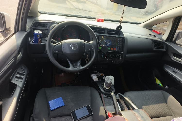 Used Honda Fit 2014 1.5L LX Manual Comfort Model Center Console