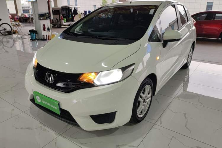 Used Honda Fit 2014 1.5L LX CVT Comfort Model Guazi used car, China used car export, Used car for sale, Used cars, Cheapest cars for sale