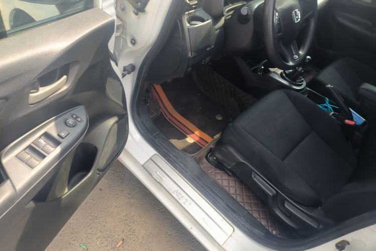 Used Honda Fit 2014 1.5L LX Manual Comfort Model Driver Seat