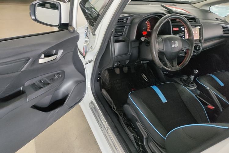 Used Honda Fit 2014 1.5L LX Manual Comfort Model Driver Seat