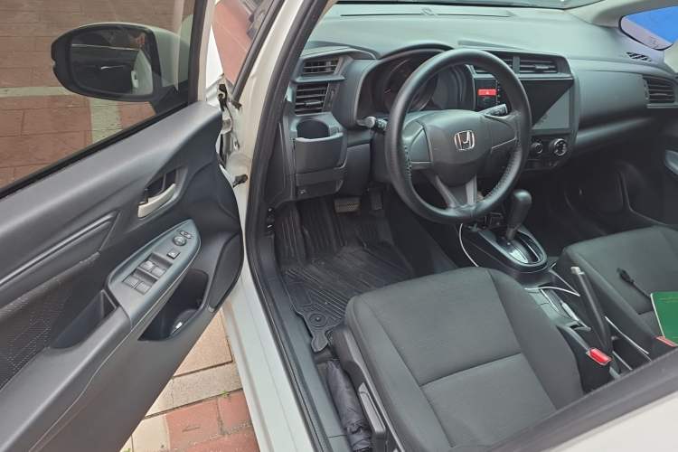 Used Honda Fit 2014 1.5L LX CVT Comfort Model Driver Seat