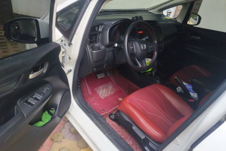 Used Honda Fit 2014 1.5L LX CVT Comfort Model Driver Seat