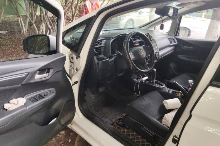 Used Honda Fit 2014 1.5L LX CVT Comfort Model Driver Seat