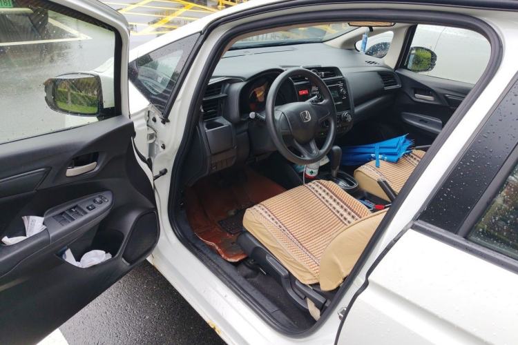 Used Honda Fit 2014 1.5L LX CVT Comfort Model Driver Seat