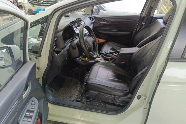 Used Honda Fit 2014 1.5L LX CVT Comfort Model Driver Seat