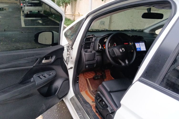 Used Honda Fit 2014 1.5L LX CVT Comfort Model Driver Seat
