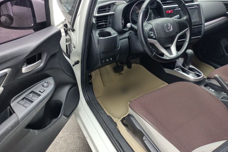 Used Honda Fit 2014 1.5L EXLI CVT Leading Model Driver Seat