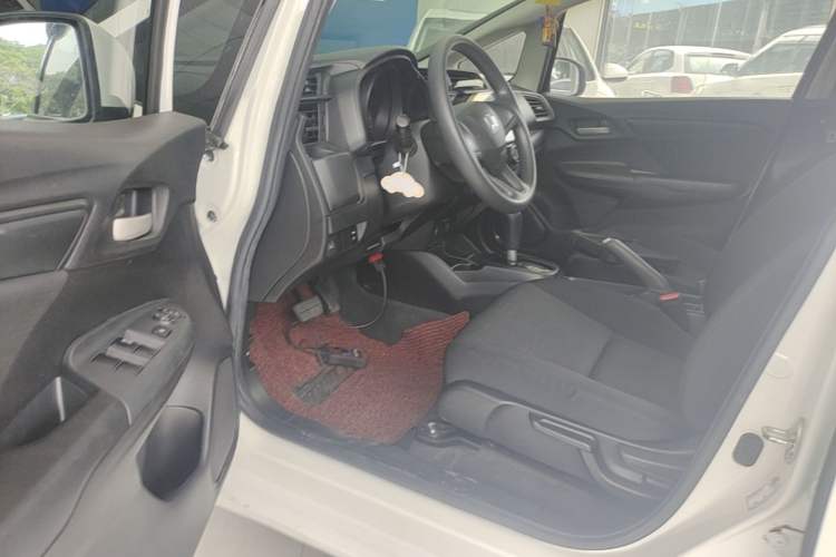 Used Honda Fit 2014 1.5L LX CVT Comfort Model Driver Seat