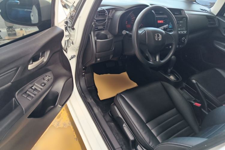 Used Honda Fit 2014 1.5L LX CVT Comfort Model Driver Seat