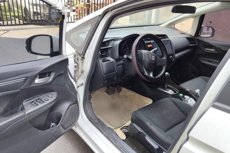 Used Honda Fit 2014 1.5L LX CVT Comfort Model Driver Seat