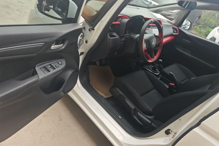 Used Honda Fit 2014 1.5L LX Manual Comfort Model Driver Seat