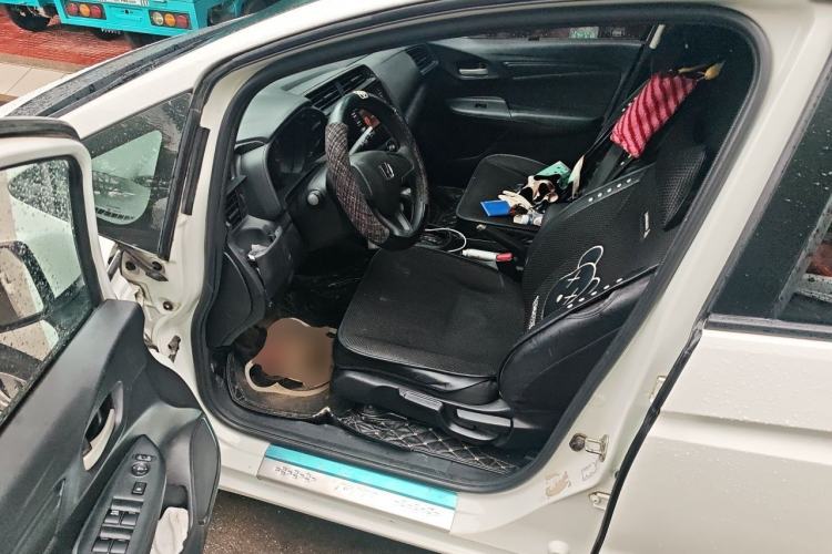 Used Honda Fit 2014 1.5L LX CVT Comfort Model Driver Seat