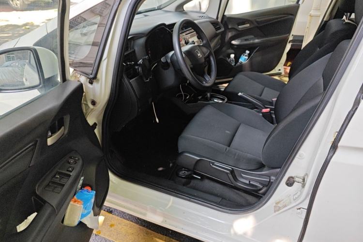 Used Honda Fit 2014 1.5L LX CVT Comfort Model Driver Seat