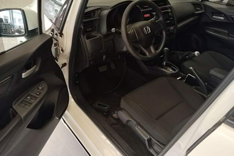 Used Honda Fit 2014 1.5L LX CVT Comfort Model Driver Seat