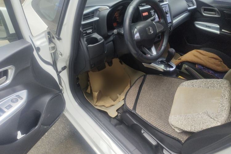 Used Honda Fit 2014 1.5L LX CVT Comfort Model Driver Seat