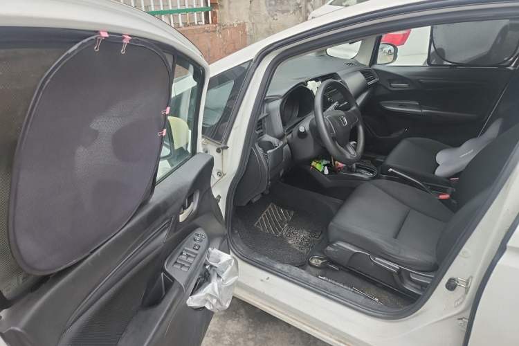 Used Honda Fit 2014 1.5L LX CVT Comfort Model Driver Seat
