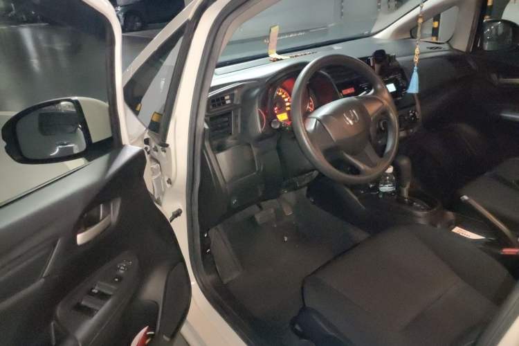 Used Honda Fit 2014 1.5L LX CVT Comfort Model Driver Seat