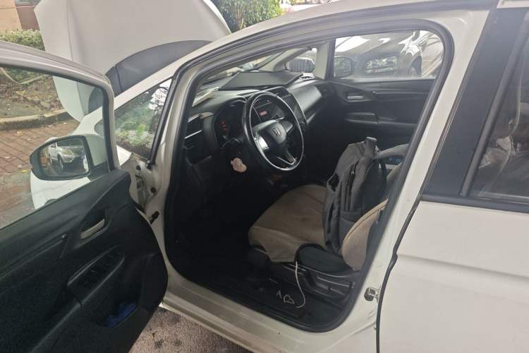 Used Honda Fit 2014 1.5L LX CVT Comfort Model Driver Seat