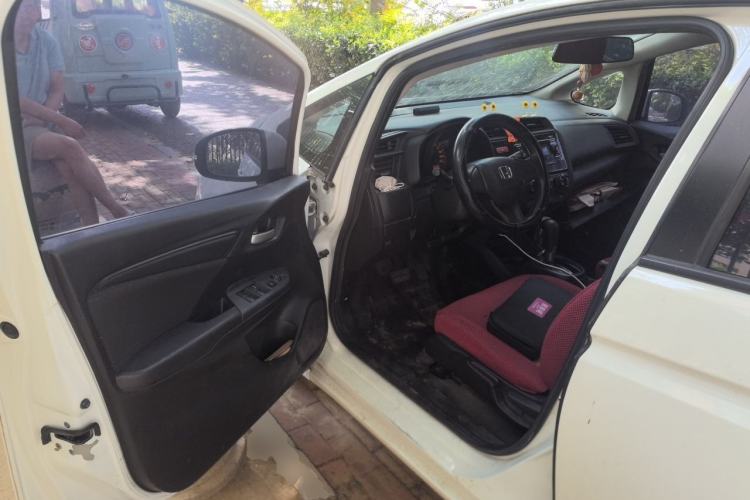 Used Honda Fit 2014 1.5L LX CVT Comfort Model Driver Seat
