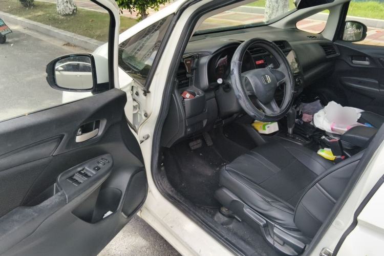 Used Honda Fit 2014 1.5L LX CVT Comfort Model Driver Seat