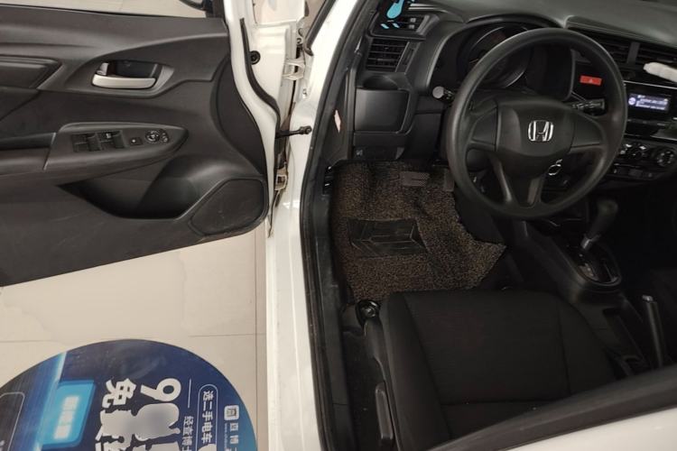 Used Honda Fit 2014 1.5L LX CVT Comfort Model Driver Seat