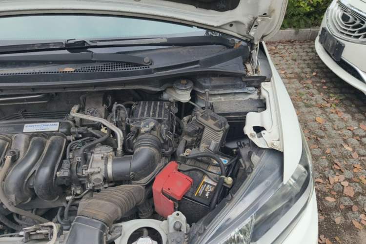 Used Honda Fit 2014 1.5L LX CVT Comfort Model Engine Bay Left